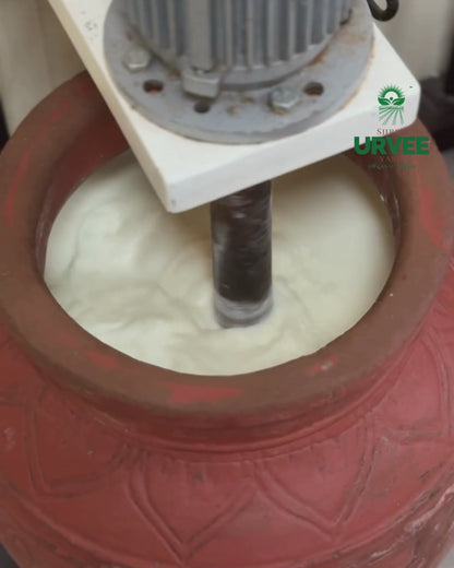 Pure Desi Gir Cow Ghee – Made with Traditional Bilona